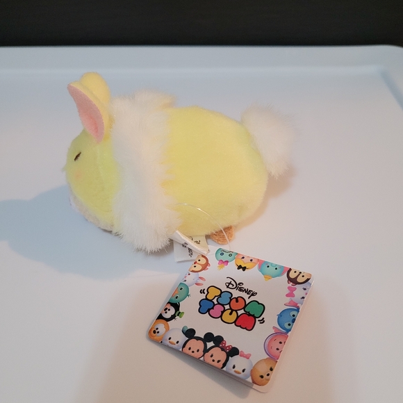 Disney Store Easter Bunny Dale tsum tsum 3.5" - Picture 2 of 2